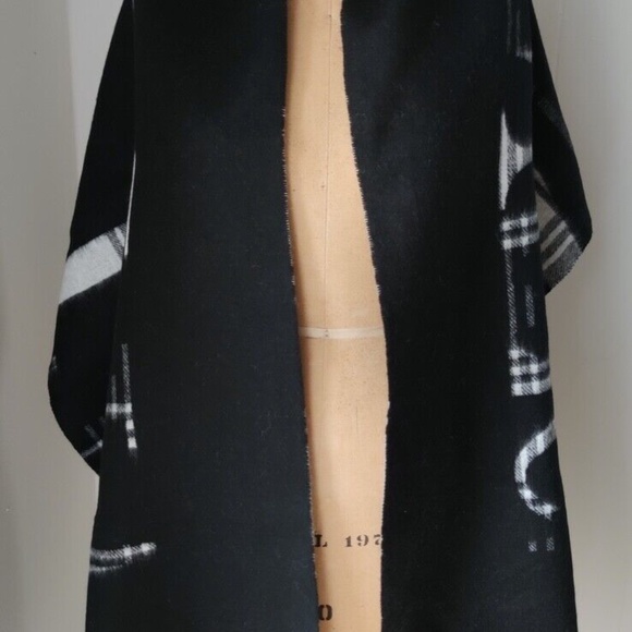 NWT Unisex ALLSAINTS Logo Reversible Plaid Scarf 100% Wool - Picture 6 of 12